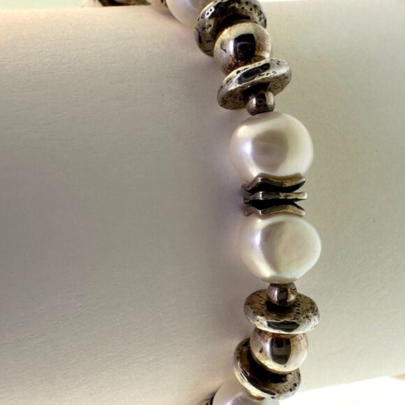 925 Sterling Silver River Pearl Bracelet with Heart Charm - Picture 3 of 6
